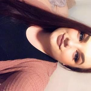 Meet your Posher, Cassandra